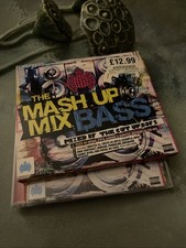 Mash Up Mix Bass by Various