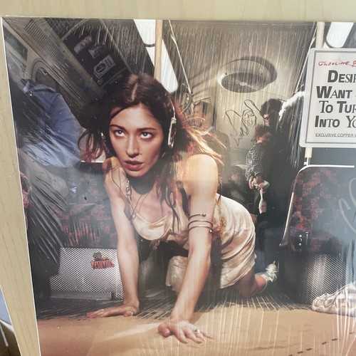 Last signed caroline - *last,
