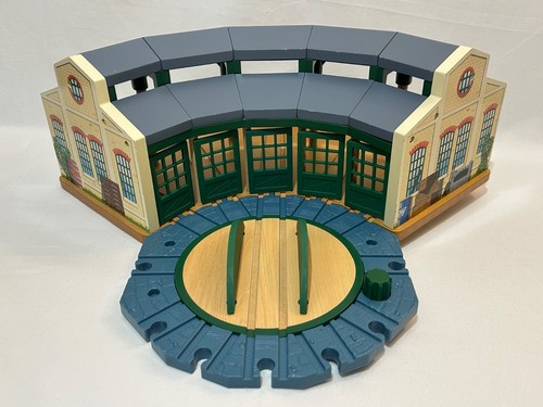 Wooden tidmouth sheds engine - wooden,
