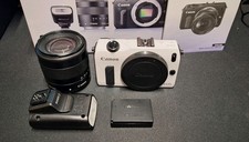 Canon EOS M White 18.0MP