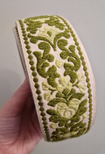 Vintage upholstery trim - m,