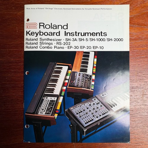 Vintage roland keyboard - roland,