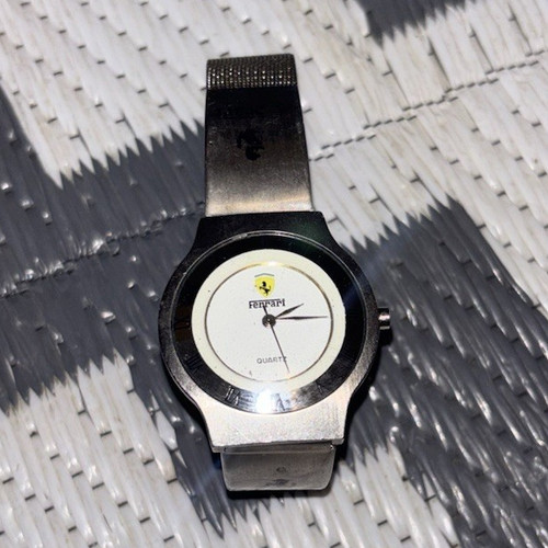 Ferrari quartz analogue - ferrari,