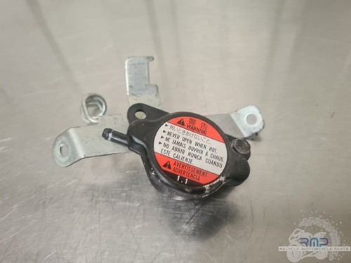 Radiator cap suzuki gsr - radiator,