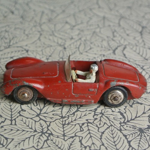 Dinky toys maserati driver - toys, w