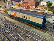 OO Gauge Hornby R.401 Blue