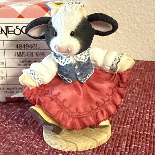 Mary moo moos girl - girl, curtsey