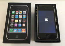 Apple iPhone 3GS 16GB 3rd Generation A1303 Original Packaging - Rare 2009