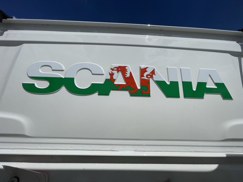 Scania rear cab welsh flag - scania,