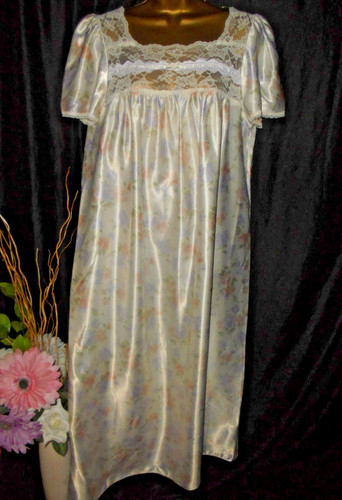 Vintage nightdress - ,