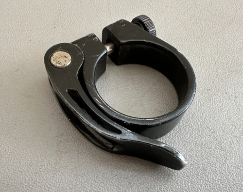 Giant seatpost clamp black - qr,