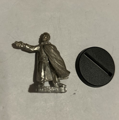 Doctor who harlequin miniature - harlequin,