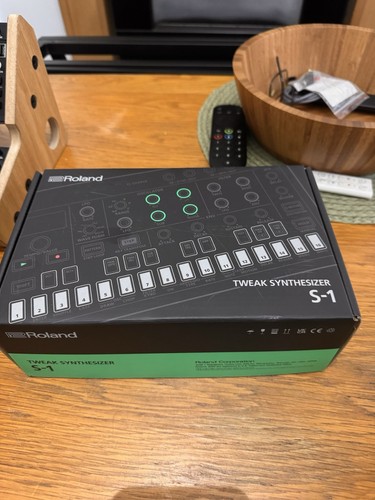 Roland aira compact tweak - s-1,