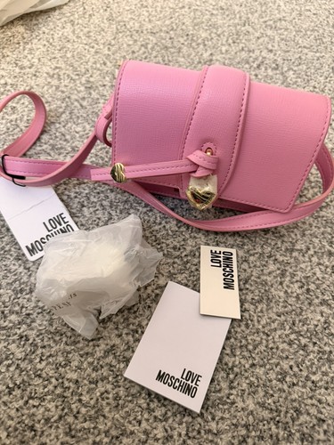 Love moschino small saffiano
