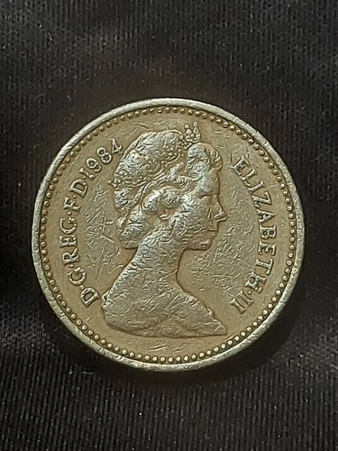 1984 queen elizabeth coin - ll,