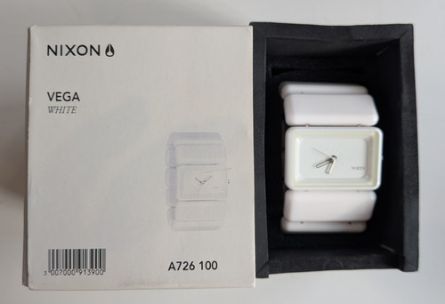 White nixon vega - vega,