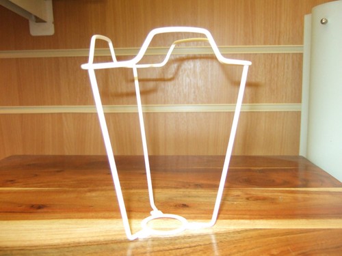 Shade carrier lamp support - carrier,