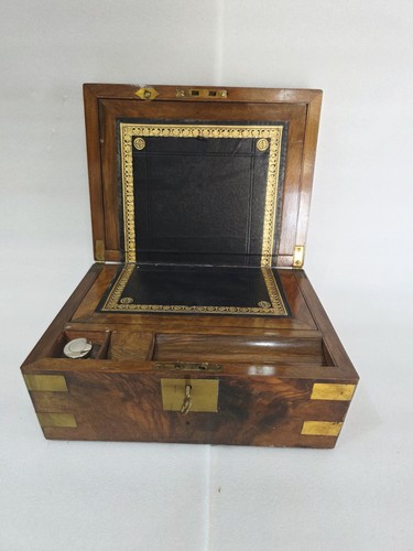 Victorian burr walnut - burr, brass