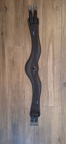 Shires arma anatomical girth - arma,