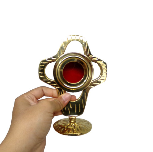 High polish brass cross shaped - high,