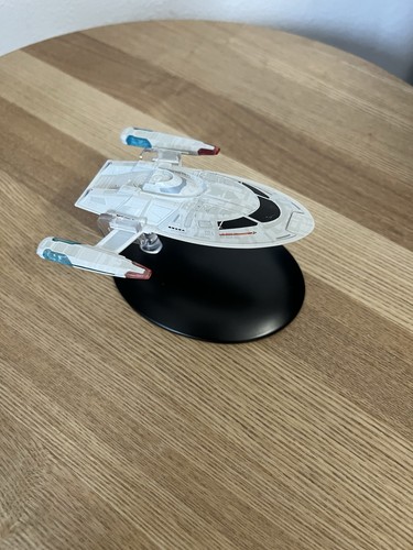 Star trek sovereign class - trek, ☆