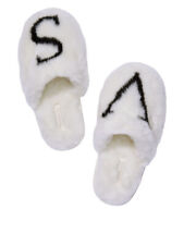 VICTORIA SECRET VANILLA WHITE SLIPPERS FAUX FUR CLOSED TOE SMALL UK 4-5 NEW