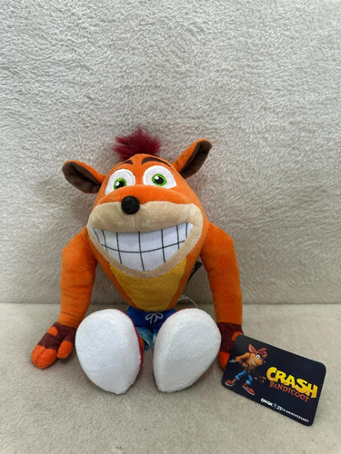 Nwt crash bandicoot play - crash,