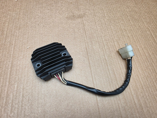 Yamaha fzs600 fazer voltage - yamaha,