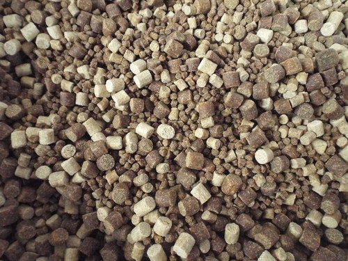 Mixed low oil pellets - low,