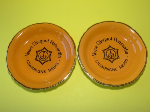 Pair vintage veuve - pair, of