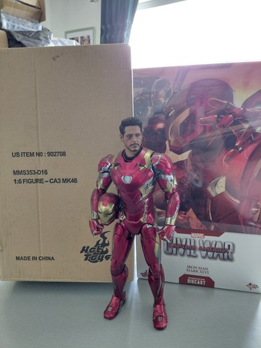 Hot toys iron man - hot,