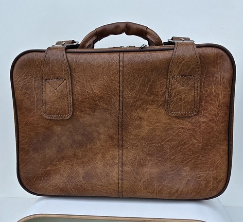 Vintage 1960 1970s - tan, faux