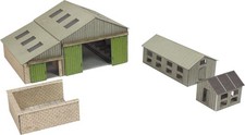 Metcalfe PN951 N Scale Manor