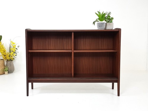 Vintage bookcase display - bookcase, /