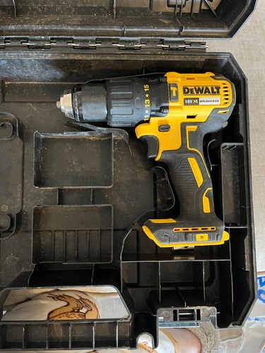 Dewalt drill dcd778 - drill,
