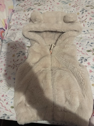 Furry gillet age 3 - furry,