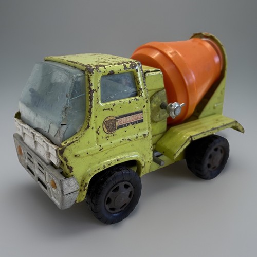 Vintage louis marx bulldog - louis,