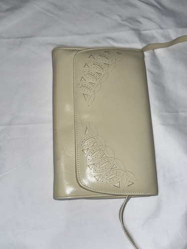 Clarks cream leather purse