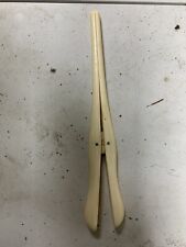 Old glove clip 1950s