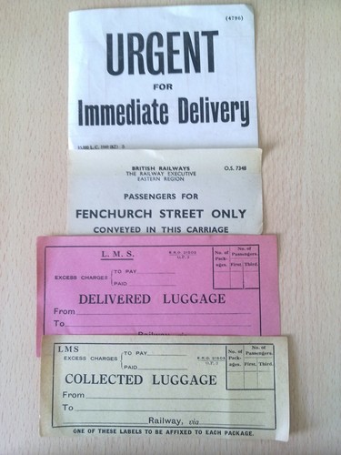 Luggage labels - ,