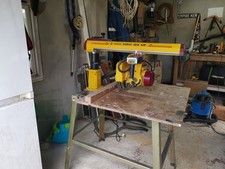 Omga radial arm saw 240v, on a stand.