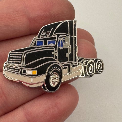 Vintage semi truck sleeper cab - sleeper,