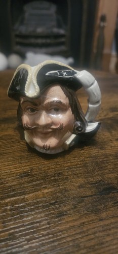 Royal doulton capt henry - doulton,