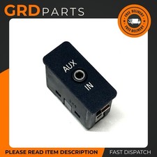 GENUINE BMW 1 3 5 6 X Z SERIES MINI AUDIO AUX INPUT PLUG SOCKET 61316930561