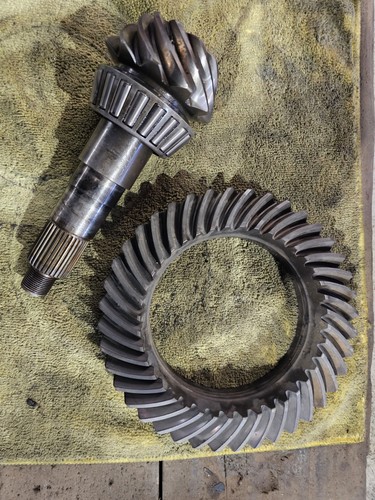 Bmw crown wheel - crown, and