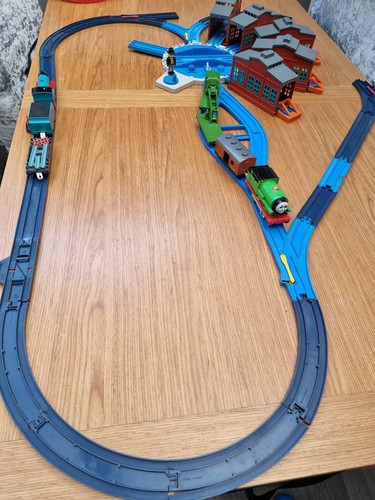Thomas friends engine sheds - friends,
