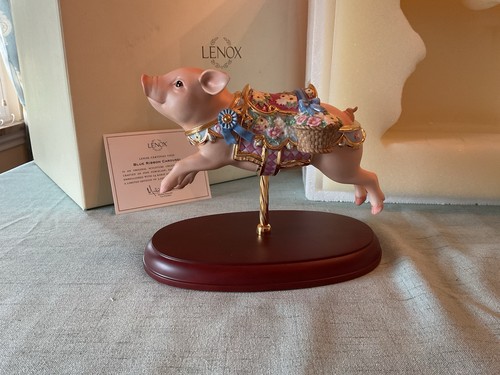 Lenox blue ribbon - *blue, pig*