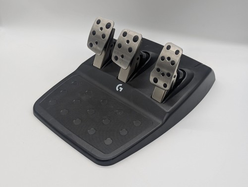 Faulty pedals only logitech - faulty,