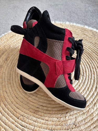Ash bowie black and - black, red
