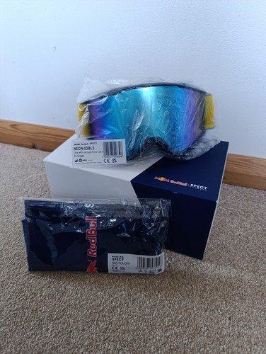 Red bull spect skiing - bull,